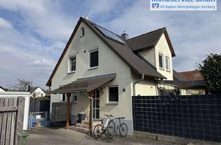 Einfamilienhaus kaufen in 90552 Röthenbach, Freiwerdendes Einfamilienhaus mit Garage und einem weiteren Stellplatz