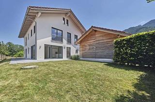 Einfamilienhaus kaufen in 83229 Aschau, Moderner Lifestyle inkl. sep. ELW, gr. Doppelgarage, Carport, Blick auf Schloss + Berge + A+-Energie