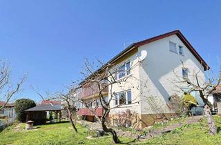 Haus kaufen in 71069 Sindelfingen, Ein Haus, viele Möglichkeiten – großzügiges Dreifamilienhaus mit Garten und Südbalkon