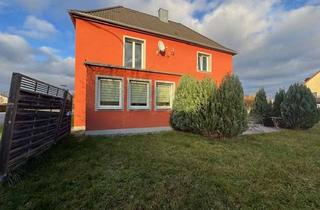Haus kaufen in 92655 Grafenwöhr, Den nächsten Sommer in diesem gepflegten Wohnhaus genießen ** Top **