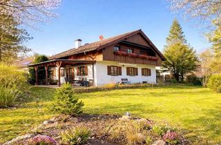 Haus kaufen in 82547 Eurasburg, EFH mit 4 SZ im OG, 70 qm Wohnen / Essen im EG, plus Büro im EG, plus ELW im EG, auf 1.300 qm Grund