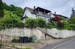 Haus kaufen in Untere Wingert 12, 69437 Neckargerach, Schön gelegene Immobilie mit tollem Ausblick