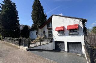 Einfamilienhaus kaufen in 30900 Wedemark, Attraktives freistehendes 7 Zimmer Einfamilienhaus mit großem Garten in Scherenbostel/Wedemark