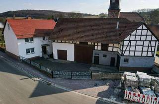 Haus kaufen in 36284 Hohenroda, Wohnhaus mit Garten und großer Scheune in Hohenroda-Mansbach