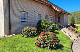 Haus mieten in Bühlsteige 44, 67714 Waldfischbach-Burgalben, Altersgerechtes Zweifamilienhaus (205 m²) – auch als 2 Wohnungen (90 m² + 115 m²) - Provisionsfrei