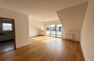 Wohnung kaufen in 78073 Bad Dürrheim, (Reserviert) Frisch renovierte 2,5-Zi.-DG-Wohnung mit Balkon & 2 Stellplätzen - provisionsfrei