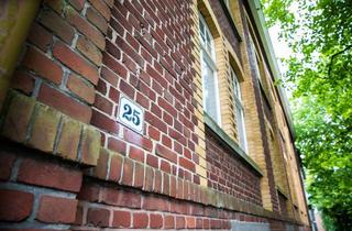 Wohnung mieten in Schöne Aussicht 25, 42369 Ronsdorf, Dachgeschosswohnung mit Loggia in denkmalgeschützter Bandfabrik