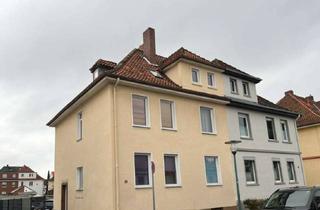Mehrfamilienhaus kaufen in 31789 Hameln, Mehrfamilienhaus mit 3 Wohnungen als Kapitalanlage in guter Lage.