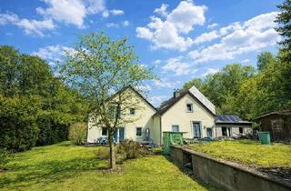 Haus kaufen in 01819 Bahretal, 1-2-Familienhaus mit 2 Ferienwohnungen und großem Garten! Wenige Nachbarn inklusive!