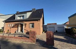 Einfamilienhaus kaufen in Schillerstraße, 40764 Langenfeld, Einfamilienhaus mit Doppelgarage in Langenfeld-Immigrath