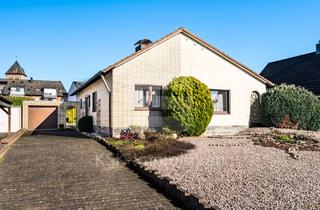 Einfamilienhaus kaufen in 50374 Erftstadt, Freistehendes Einfamilienhaus mit großem Grundstück und Gartenidylle in Erftstadt Kierdorf