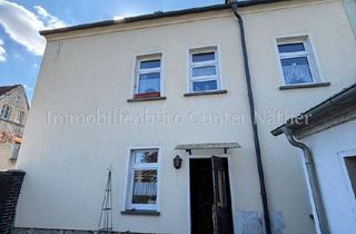 Einfamilienhaus kaufen in 04651 Bad Lausick, Kleines feines Stadthaus sucht neue Familie