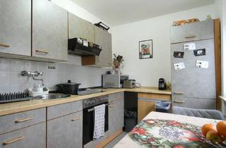 Wohnung kaufen in 90547 Stein, Zentrale Gelegenheit mit Potenzial – Charmante 1-Zimmer-Wohnung mit separater Küche im Herzen von Stein