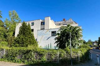 Wohnung kaufen in 14167 Berlin, Wird bezugsfrei! 3-Zimmer-Wohnung mit Balkon und Tiefgarage im Herzen von Berlin Zehlendorf