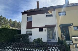 Reihenhaus kaufen in 90596 Schwanstetten, Reiheneckhaus mit fast 150 m² Wohnfläche, Grundstück mit 409 m², Wintergarten und Doppelgarage