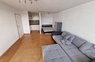 Wohnung kaufen in 87700 Memmingen, Memmingen - Helles 1-Zimmer-Apartment mit Balkon in bester Lage zu verkaufen