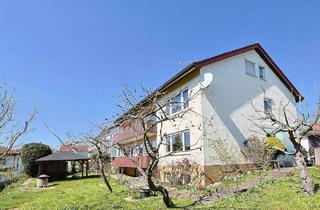 Mehrfamilienhaus kaufen in 71069 Sindelfingen, Sindelfingen - Ein Haus, viele Möglichkeiten - großzügiges Dreifamilienhaus mit Garten und Südbalkon