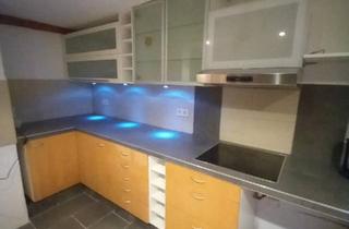 Wohnung kaufen in 73312 Geislingen, Geislingen an der Steige - Wohnung 1. OG ca. 70 qm entkernt Umbau angefangen