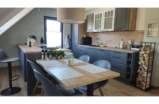 Wohnung kaufen in 97845 Erlach, Erlach am Main - Moderne 92m² Dachwohnung mit Mainblick - sofort bezugsfertig & ruhig gelegen