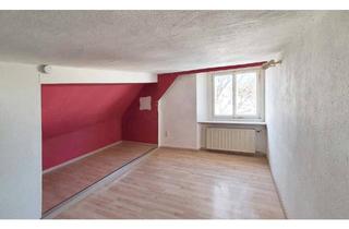 Wohnung kaufen in 87435 Kempten, Kempten (Allgäu) - Kleine 3-Zi-Dachgeschosswohnung