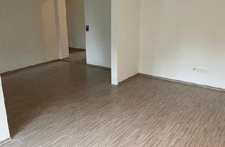 Wohnung kaufen in 88471 Laupheim, Laupheim - ** WOHNUNG ** renoviert, hell und top Lage