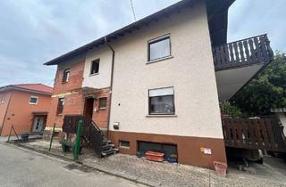 Haus kaufen in 77799 Ortenberg, Ortenberg - Großzügiges Zweifamilienhaus mit zwei Wohneinheiten und vielseitigem Potenzial