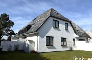 Wohnung kaufen in 25980 Sylt, Helle Obergeschosswohnung mit Südloggia in ruhiger Lage im Ortskern !