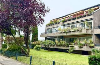 Wohnung kaufen in 41470 Neuss, Neuss-Rosellen: 2-Zi-Wohnung mit Wohlfühlfaktor - Kamin, großer Balkon & Garage!