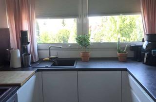 Wohnung kaufen in 46049 Alstaden-West, Stylische rd. 69qm 3,5-Raumwohnung mit Garten, Tageslichtbad und Garage