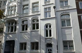 Wohnung kaufen in 52064 Aachen, Von privat: Großzügige 2-Zimmer-Altbauwohnung mit TG im Jakobsviertel