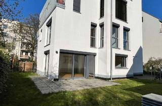 Wohnung kaufen in Waldowstrasse, 13156 Niederschönhausen, 4 Rooms Family Maisonette for Sale in Berlin-Pankow – Private Garden, 3 Bedrooms, New Build