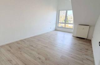 Wohnung mieten in Blumenberger Straße 10, 39122 Salbke, Provisonsfrei: Renovierte 2-Zi-Wohnung mit Einbauküche & Stellplatz, WG-geeignet!– sofort einziehen