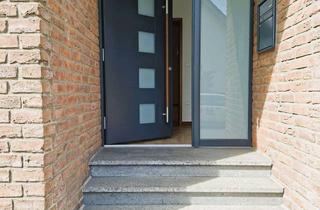 Wohnung mieten in 47829 Uerdingen, KR-Uerdingen: Hochwertig ausgestattete 2-Zimmer EG-Wohnung, mit Terrasse, Garten + Garage !