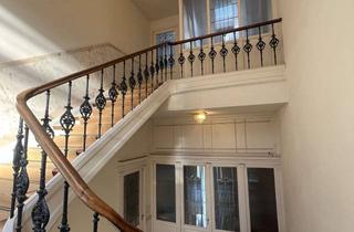 Penthouse mieten in 65193 Wiesbaden, Luxury 3- to 4-bedroom penthouse apartment in a historic villa without an elevator