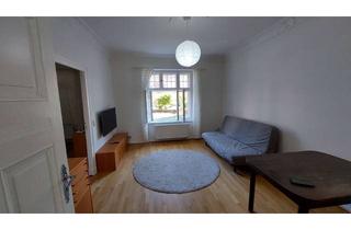 Wohnung mieten in 12203 Lichterfelde, 2-Zimmer Wohnung mit kleinem Gartenanteil