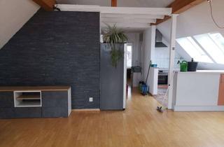 Wohnung mieten in Hauptstraße 27, 63796 Kahl, 3-Zimmer Dachgeschosswohnung mit 90 m² in Kahl am Main