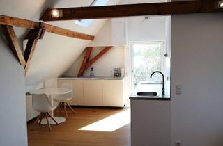 Lofts mieten in Obermoosstraße 56, 80995 Feldmoching-Hasenbergl, Einzigartige Dachgeschosswohnung in unvergleichlicher Lage - Wohnloft - Sichtdachstuhl