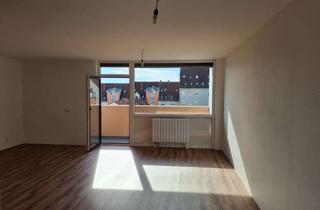 Wohnung mieten in Königsbergstr., 95448 Hammerstatt, Frisch saniertes 1-Zimmer-Apartment mit Loggia und neuer Einbauküche in Bayreuth