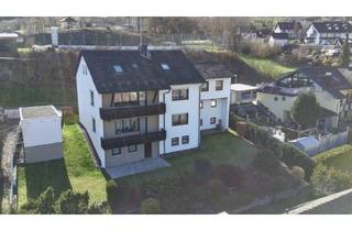 Haus kaufen in 95355 Presseck, Top gepflegtes 3-Parteien Wohnhaus in Wartenfels mit drei Garagen