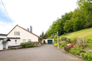 Einfamilienhaus kaufen in 51645 Gummersbach, Einfamilienhaus mit Weitblick in Toplage und umfangreicher Baureserve