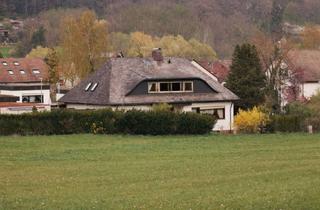 Haus kaufen in Mainzlohe 17, 91207 Lauf, Großzügiges Haus mit 9,5 Zimmern und 216 m² Wohnfläche in Lauf an der Pegnitz