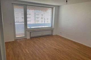 Wohnung mieten in Jagdfeldring 60, 85540 Haar, Erstbezug nach Sanierung - Lichtdurchflutete 3-Zimmer-Wohnung im 7. OG mit 2 Balkonen in Haar