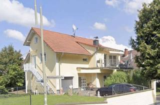 Wohnung mieten in 63674 Altenstadt, Große 5-Zimmer Dachgeschosswohnung mit Balkon, Terrasse & Garten in Altenstadt