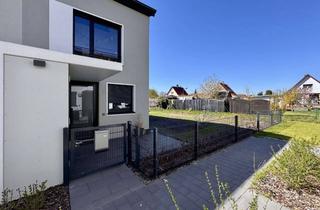 Haus mieten in 16515 Oranienburg, Modernes Reihenendhaus am Wasser | ca. 300 m² Garten | Terrasse | Homeoffice möglich | Nähe Berlin