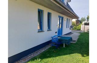 Immobilie mieten in Stolteraer Weg 70, 18119 Diedrichshagen, Sonniges 1-Zi-Apartment in Diedrichshagen - nur 500 von der Ostsee