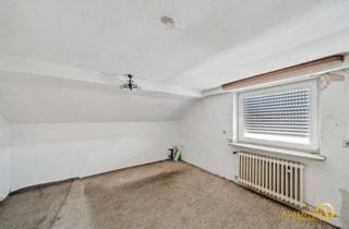 Wohnung kaufen in 93326 Abensberg, 2,5-Zimmer-Dachgeschosswohnung mit Potenzial – 47 m², sofort frei in Arnhofen, Landkreis Kelheim