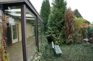 Haus kaufen in Straße 1, 13125 Berlin, Hauptstadtmakler-Bezugsfreier Bungalow mit Wintergarten auf großem Grundstück