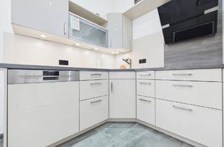 Wohnung kaufen in 63450 Hanau, Hanau - Hochwertige 2-Zimmer-Wohnung mit Balkon, moderner Einbauküche und Stellplatz in Hanau