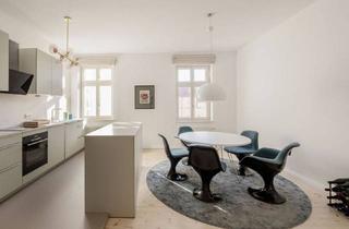 Wohnung kaufen in Prenzlauer Berg, 10437 Berlin, Berlin - Großzügige Altbauwohnung im Helmholtzkiez