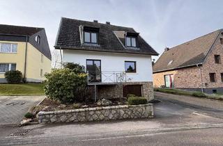 Einfamilienhaus kaufen in 52159 Roetgen, Roetgen - Einfamilienhaus mit 3 vermieteten Wohnungen